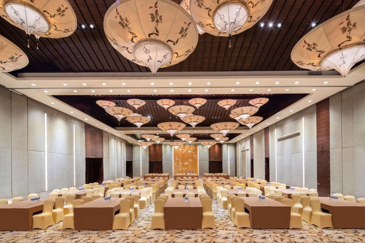 ווקסי Radisson Blu Resort Wetland Park מראה חיצוני תמונה
